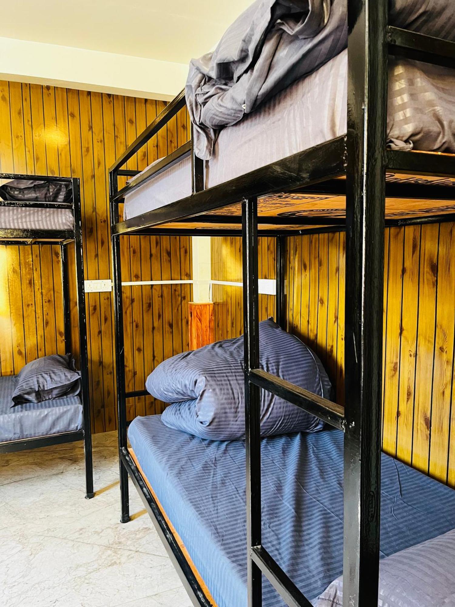 Hotel Adinova Kasol Kültér fotó