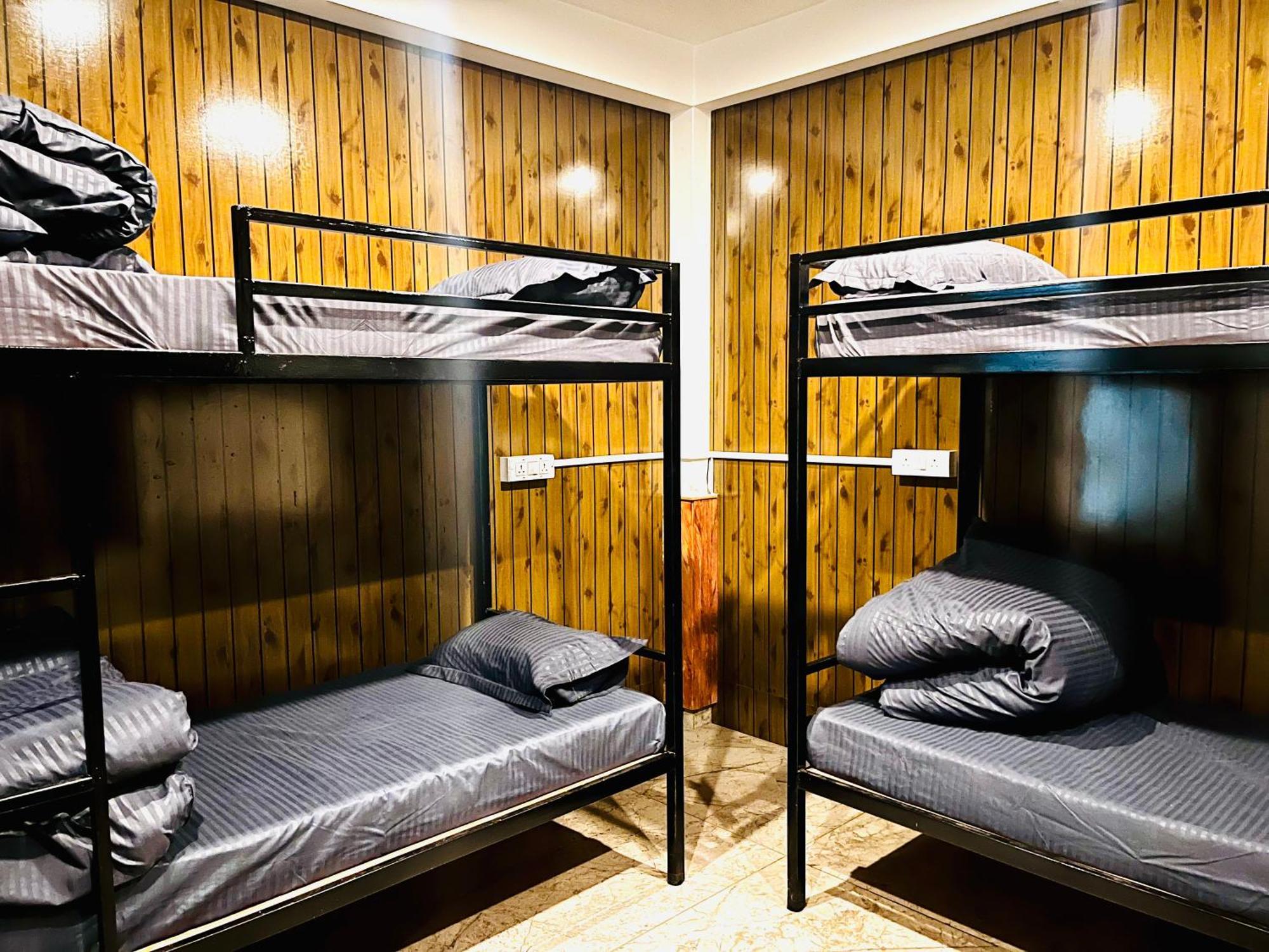 Hotel Adinova Kasol Kültér fotó