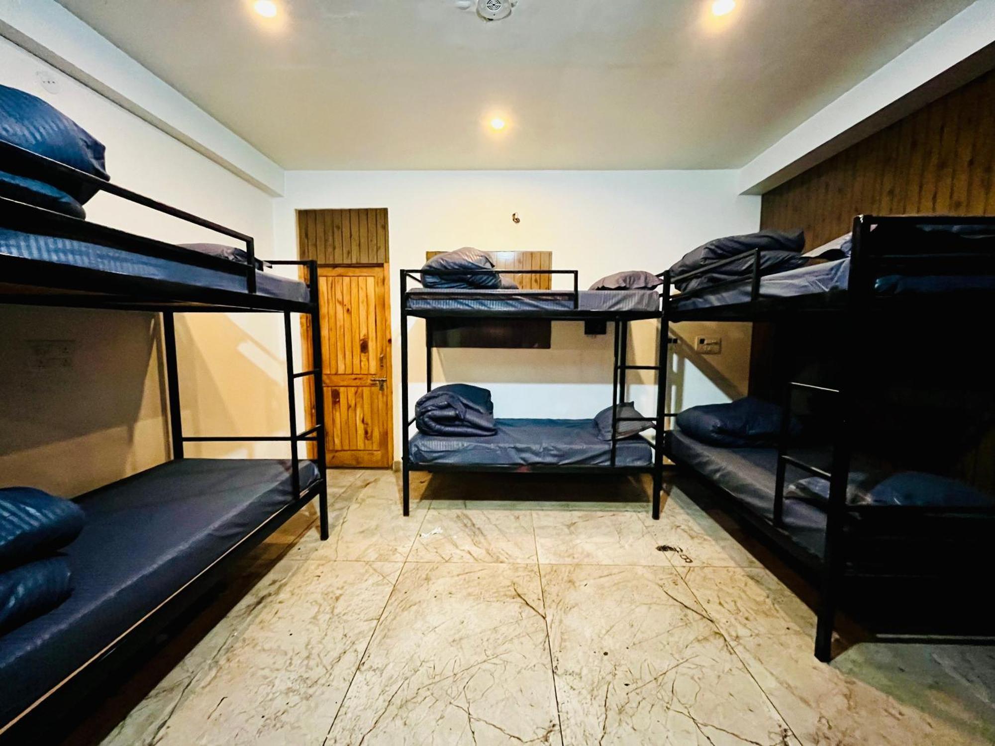 Hotel Adinova Kasol Kültér fotó